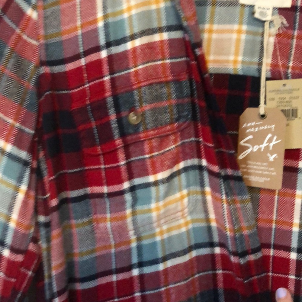 Red flannel - Picture 3 of 3